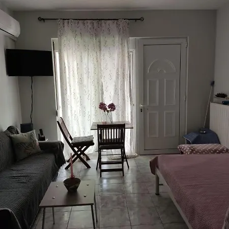 Small Beauty Studio Kavala Exterior photo