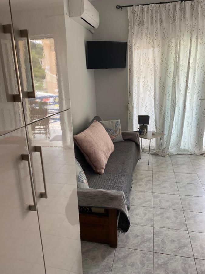 Small Beauty Apartment Kavala